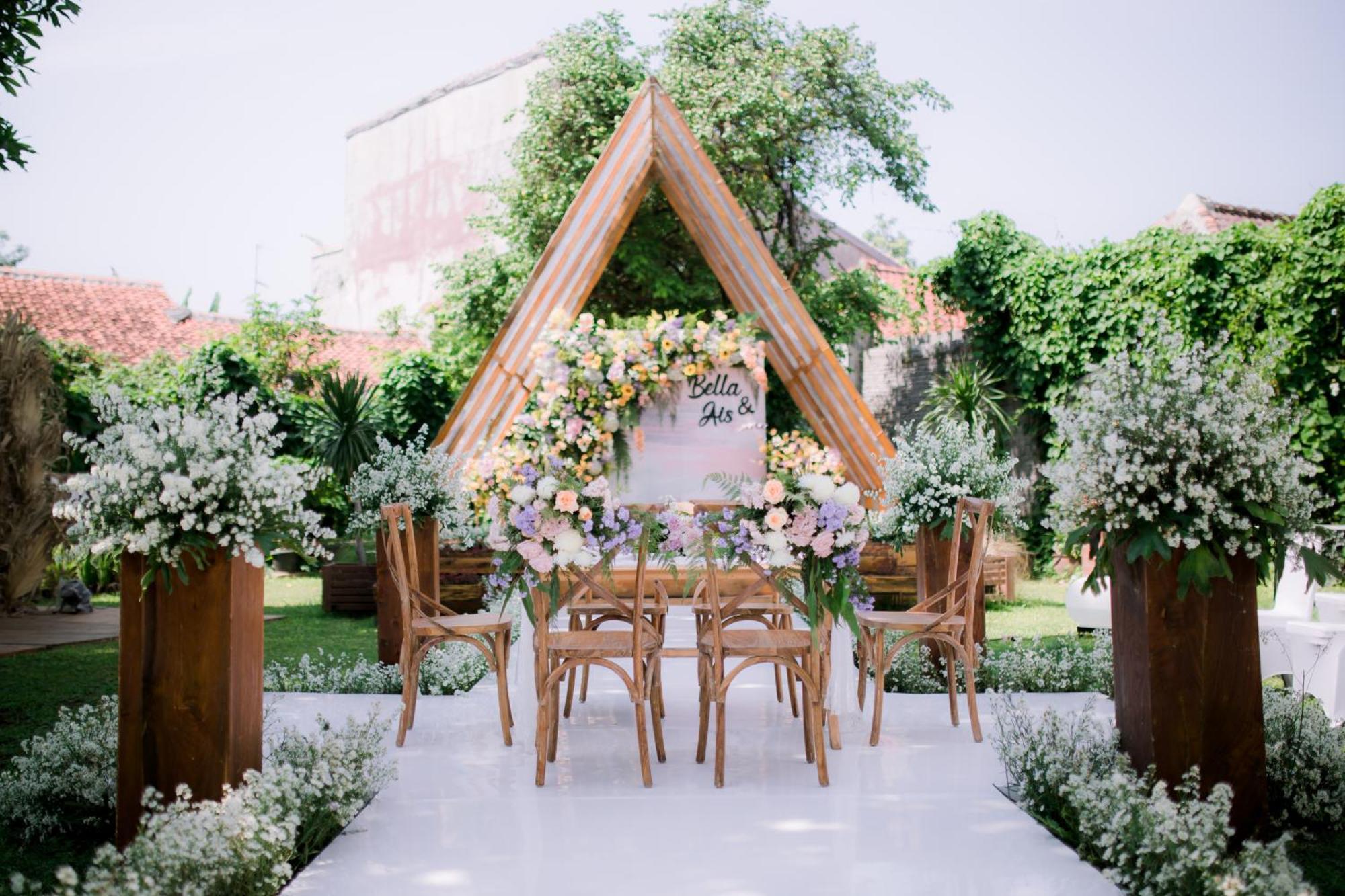 Metland Hotel Cirebon Kültér fotó