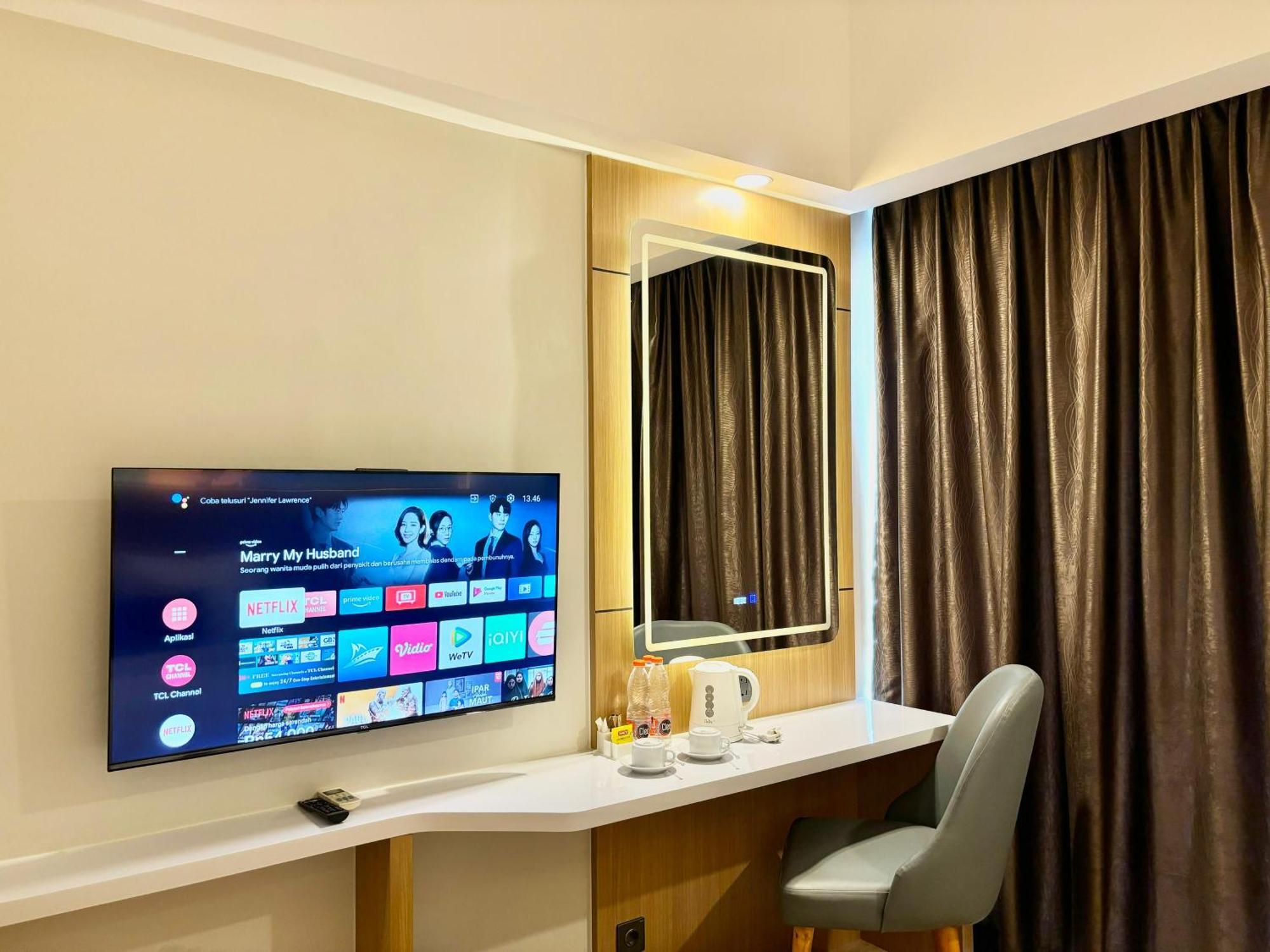 Metland Hotel Cirebon Kültér fotó