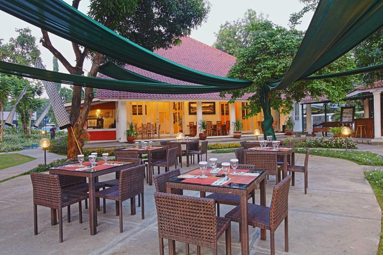 Metland Hotel Cirebon Kültér fotó